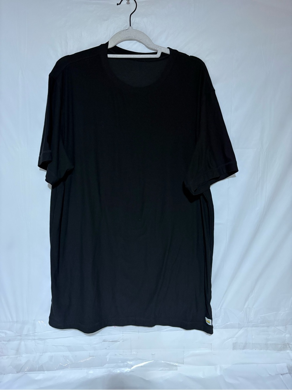 Vuori Black Short Sleeve Crew Tee - Men's